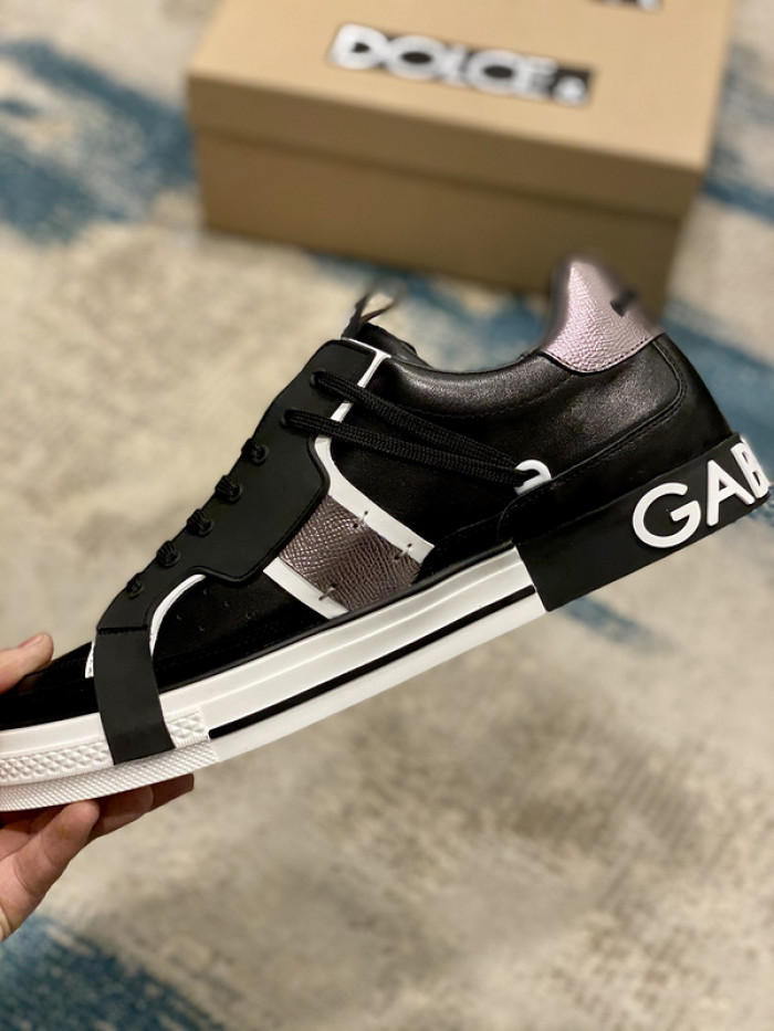 DG sneakers