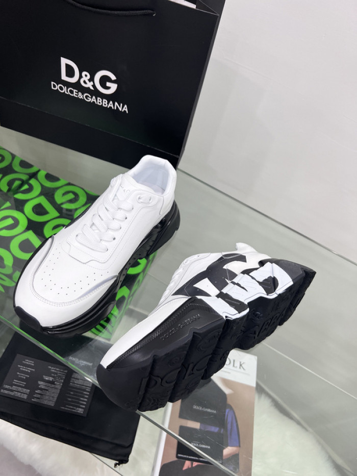 DG sneakers