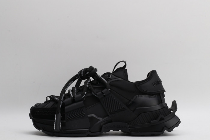 DG sneakers