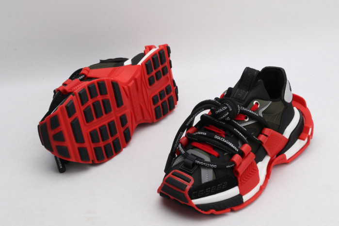 DG sneakers