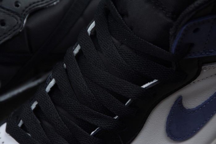 Air Jordan 1 Retro High Blue Moon 555088-115