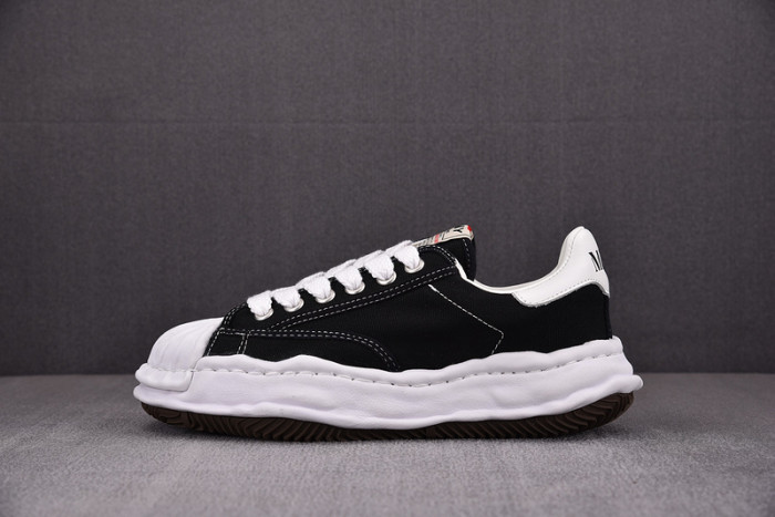 Ma*s*n mihara yasuhiro canvas sneakers