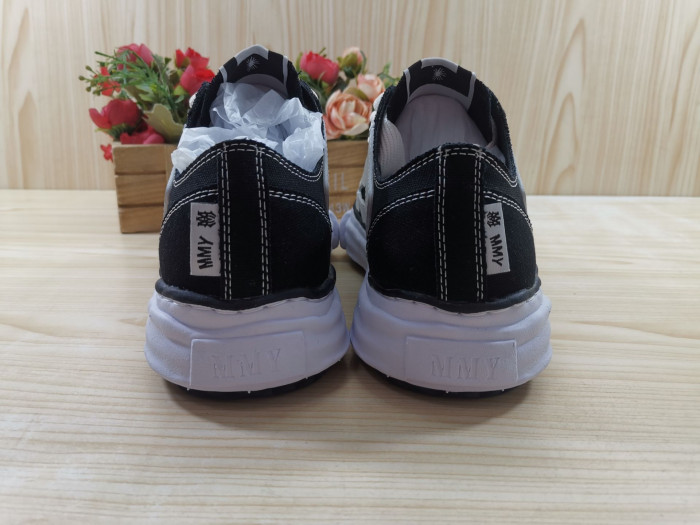 amiri x Ma*s*n mihara yasuhiro bone sneakers
