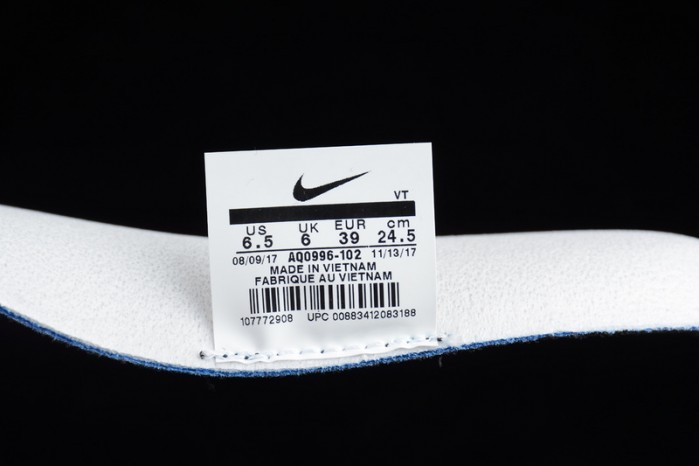 Nike Air VaporMax Moc 2 Acronym Sail AQ0996-102