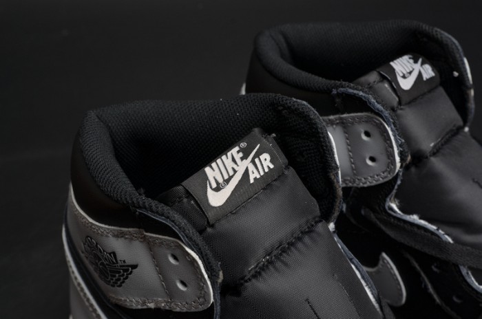 Air Jordan 1 Retro Shadow (2013) 555088-014