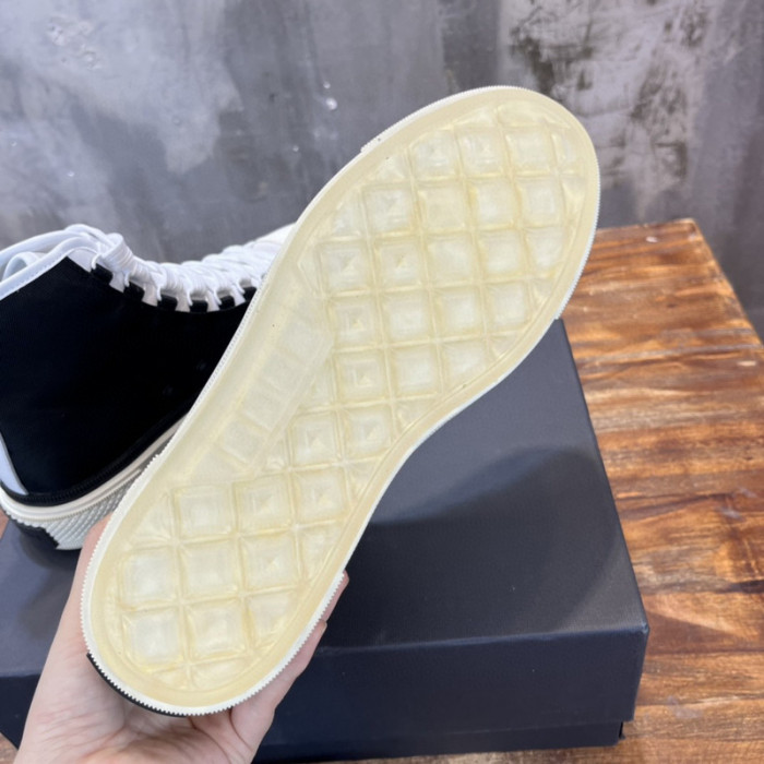 Amiri Sneakers