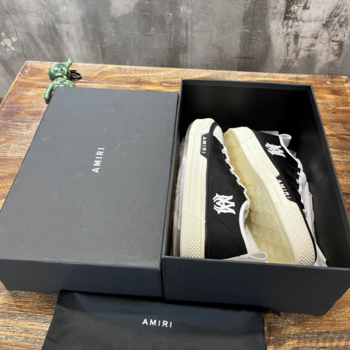 Amiri Sneakers