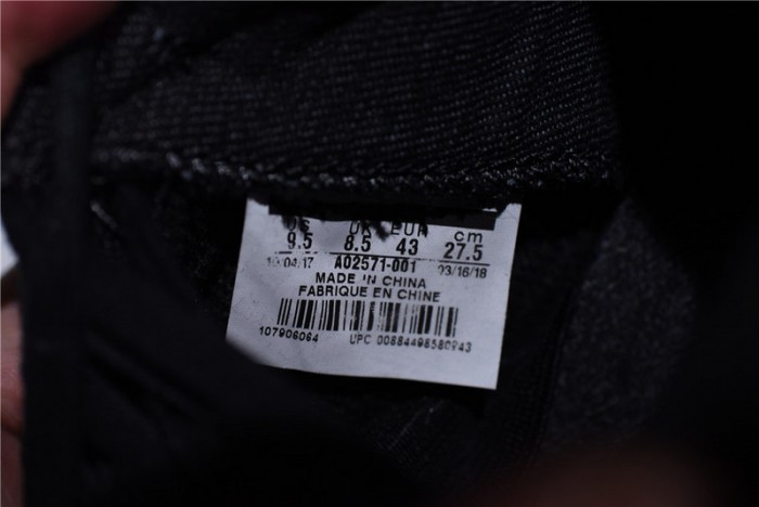 Air Jordan 4 Retro Levi