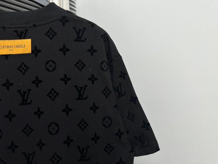 L1vv T-Shirt