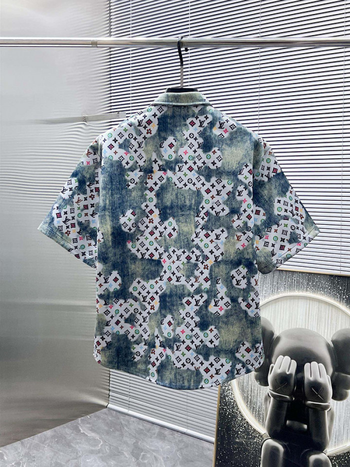 L1VV Suits