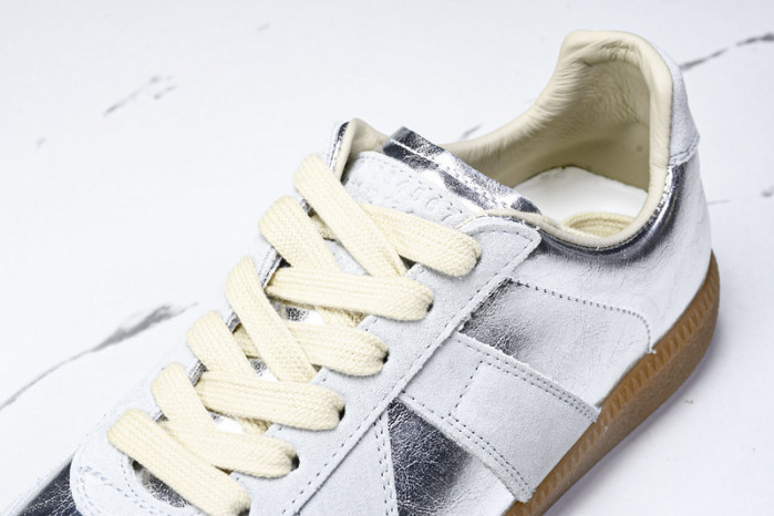 ma*s*n Ma*i*la shoes