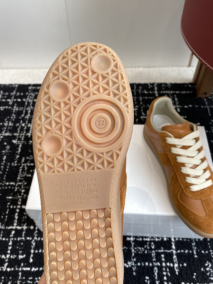 ma*s*n Ma*i*la shoes