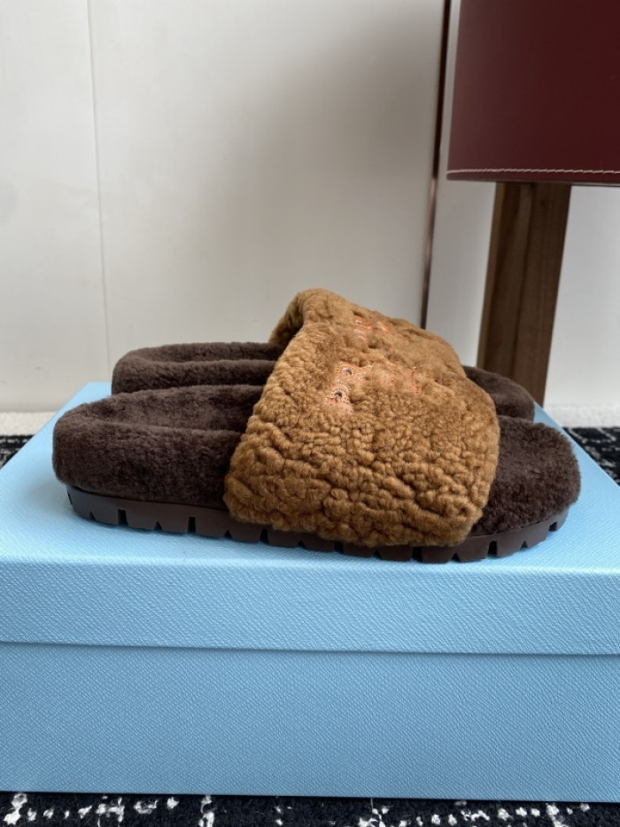 Prada Slides