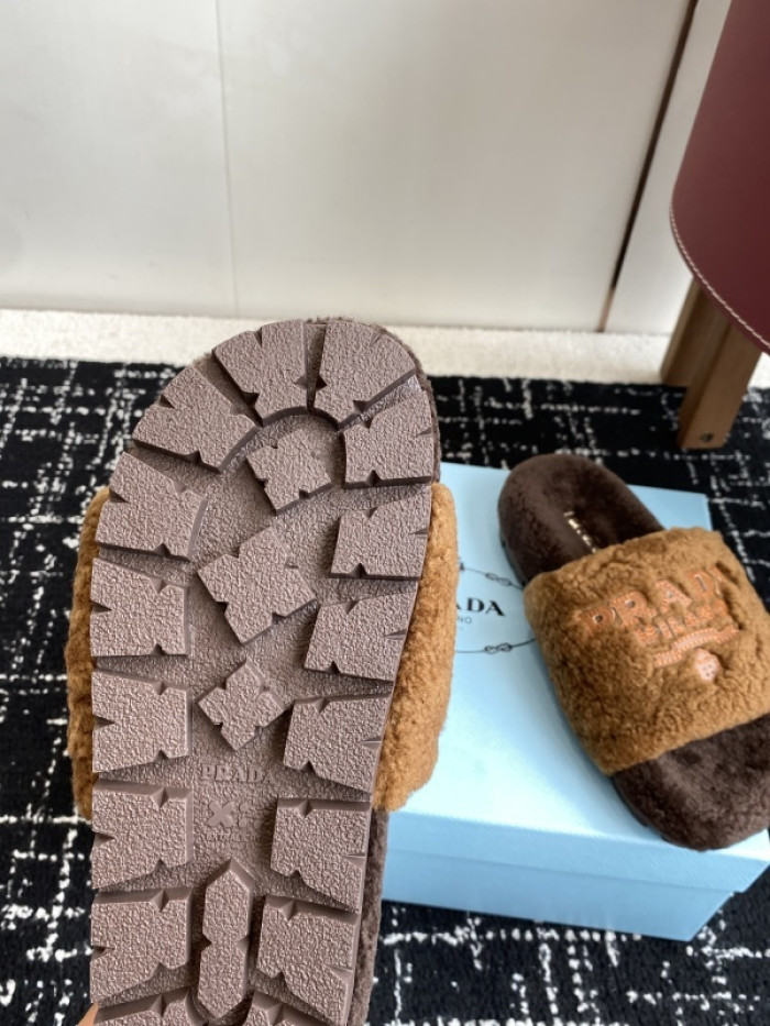 Prada Slides