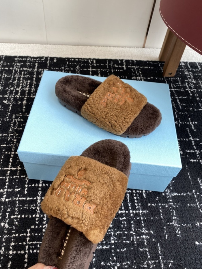 Prada Slides