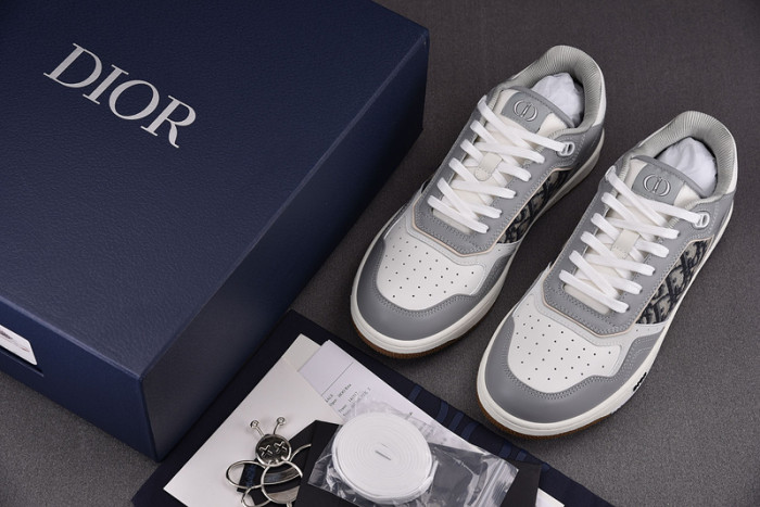 B27 SNEAKER