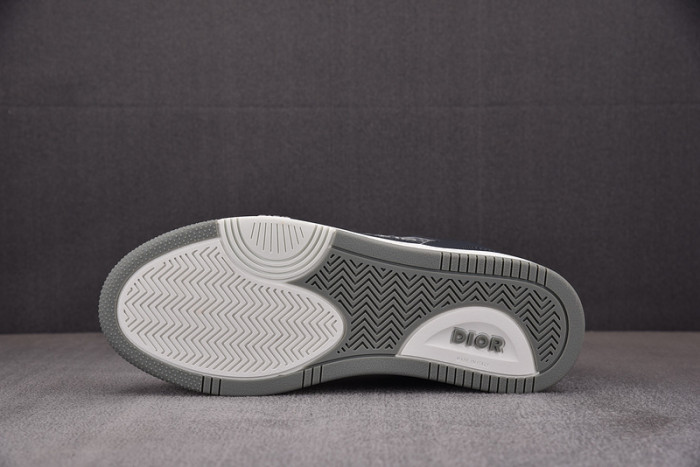B27 SNEAKER
