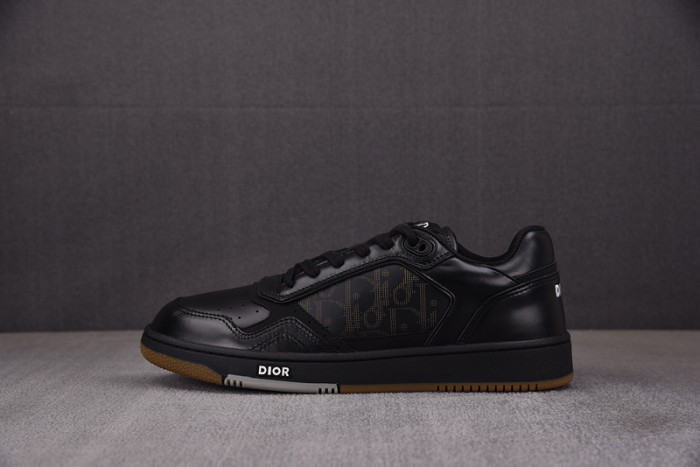 B27 SNEAKER