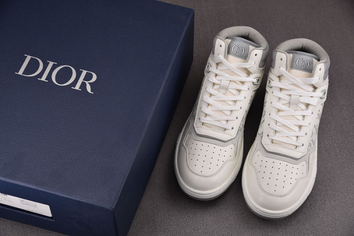 B27 SNEAKER
