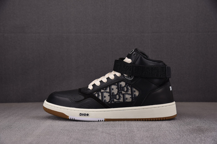 B27 SNEAKER