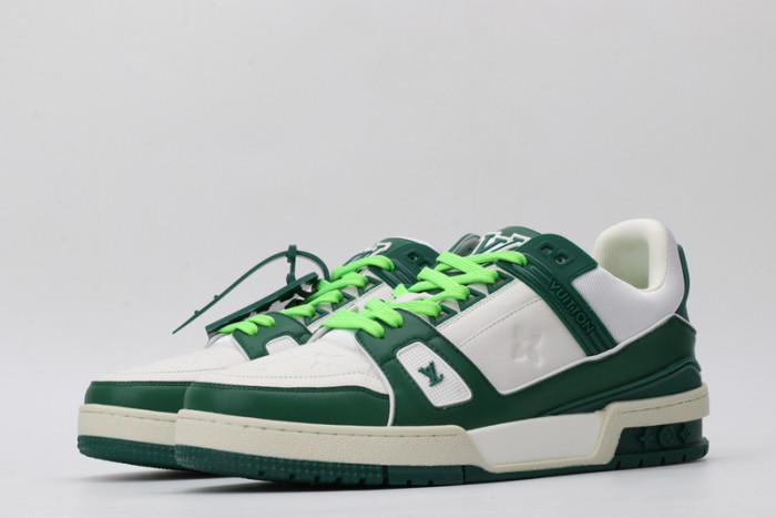 L1VV TRAINER