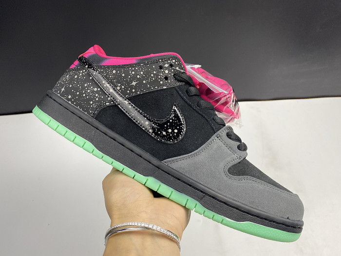 Nike Dunk SB Low Premier "Northern Lights" 724183-063