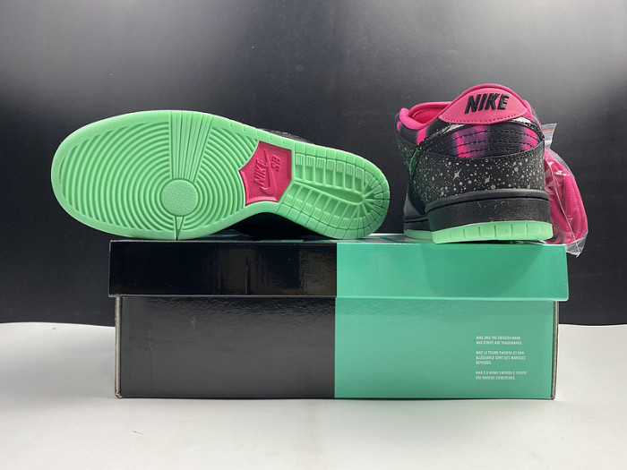 Nike Dunk SB Low Premier "Northern Lights" 724183-063