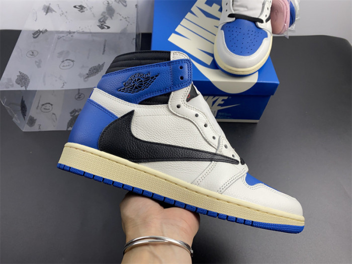 Air Jordan 1 High OG SP fragment design x Travis Scott DH3227-105