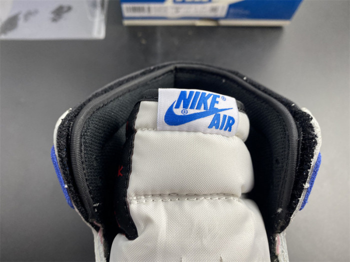 Air Jordan 1 High OG SP fragment design x Travis Scott DH3227-105