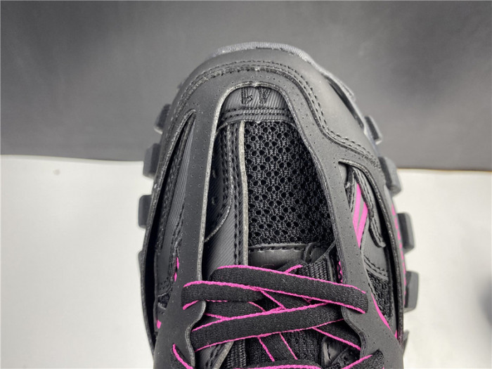 Balen Track Sneaker Pink and Black 542023 W2LA1 2046