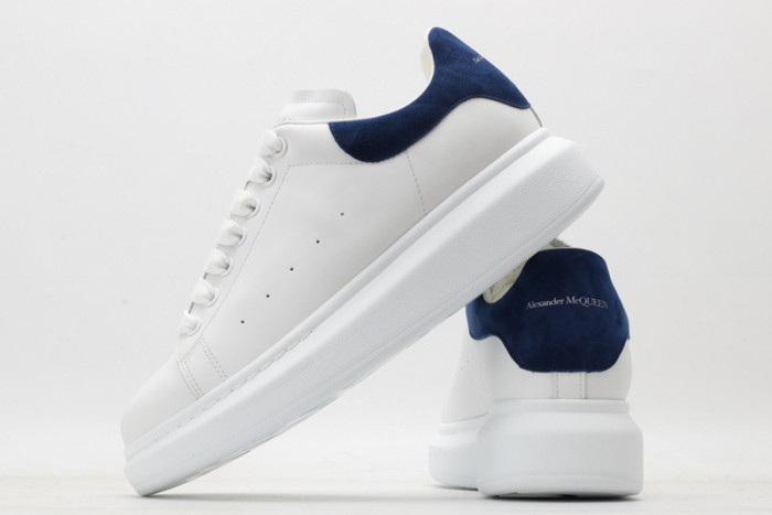 ALEXANDER MCQUEEN SNEAKERS