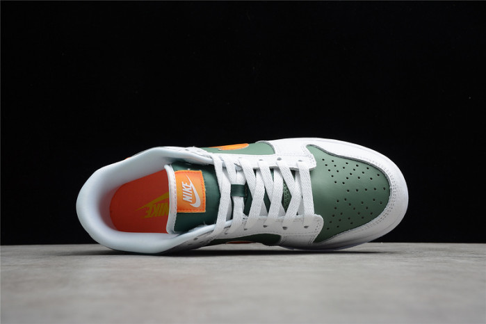 Nike Dunk Low NY vs. NY DN2489-300