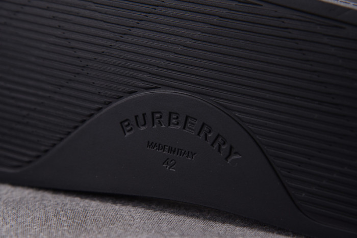 BUR*BERRY SLIDE