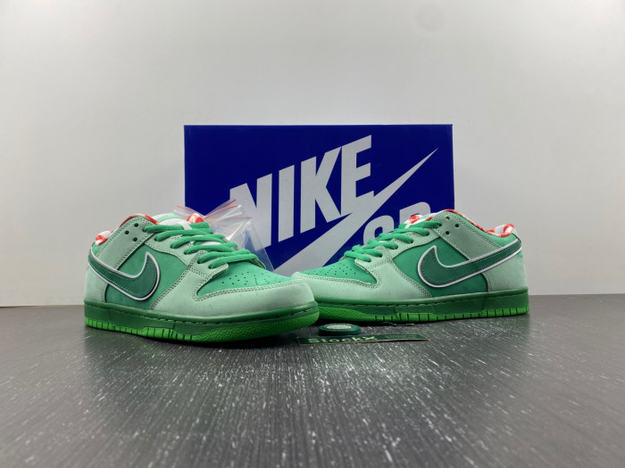 Nike SB Dunk Low lobster BV1310-303