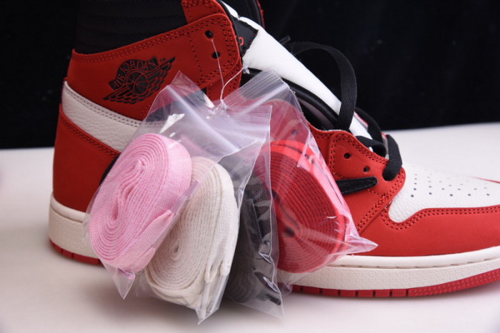 Travis Scott x Air Jordan 1 Retro Hi OG