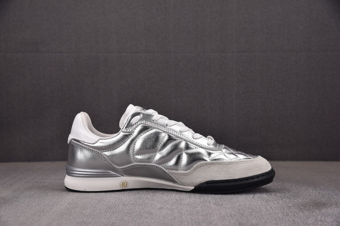 CH SNEAKERS