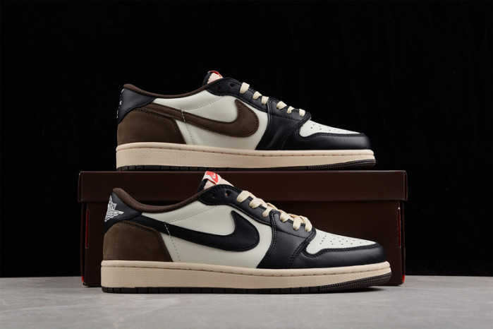 Travis Scott x Air Jordan 1 Low OG CQ4277-105