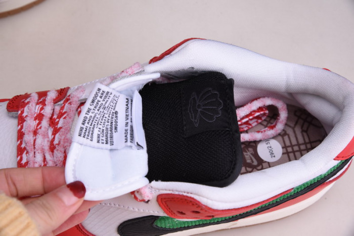 Frame Skate x Nike SB Dunk Low Habibi CT2550-600