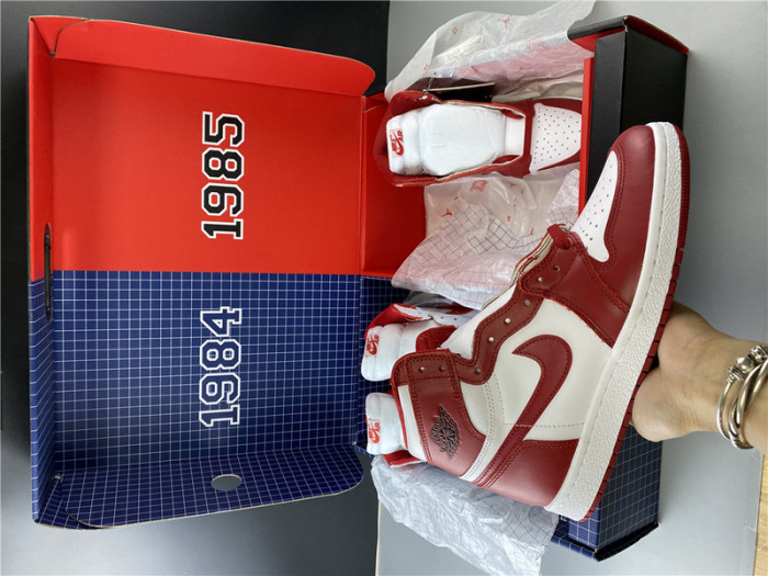 Air Jordan 1 New Beginnings Pack Retro High 1 & Nike Air Ship CT6252-900