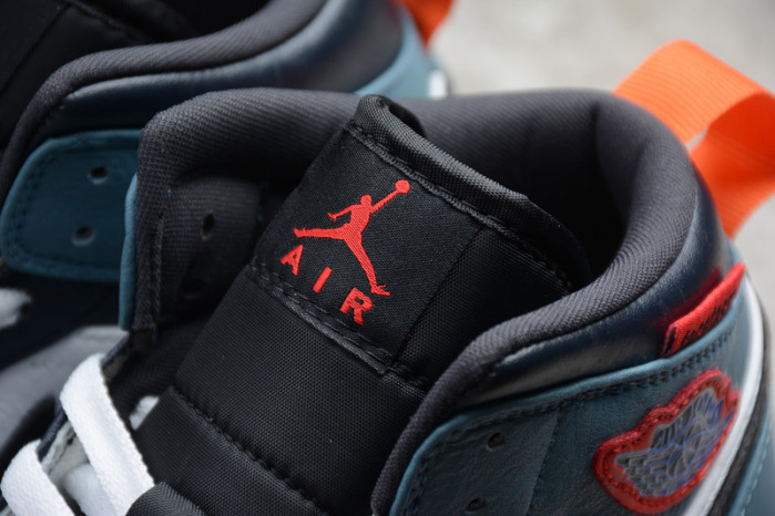 Air Jordan 1 Mid Fearless Facetasm CU2802-100