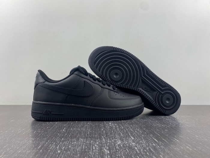 Nike Air Force 1 Low 