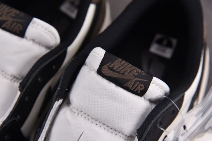 Air Jordan 1 Low OG “Mocha” CZ0790-102