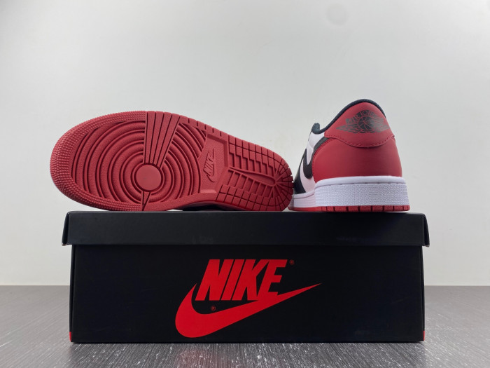 Air Jordan 1 Retro Low OG Black Toe CZ0790-106