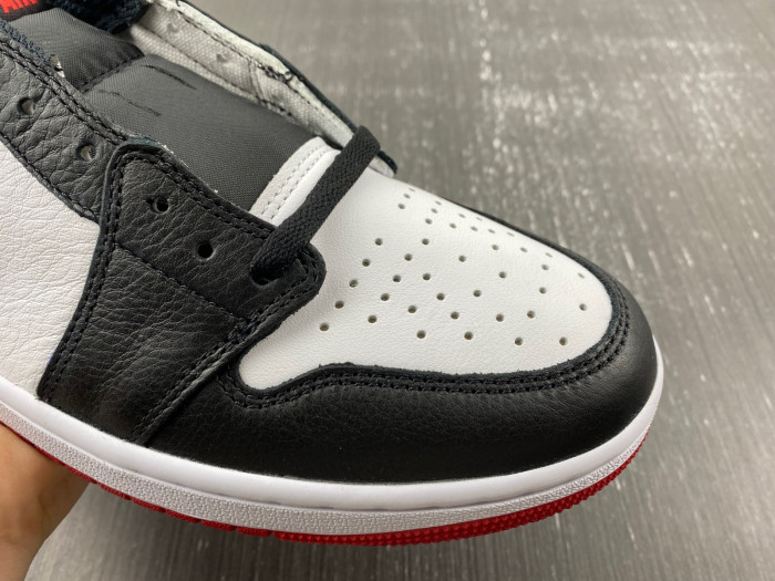 Air Jordan 1 Retro Low OG Black Toe CZ0790-106