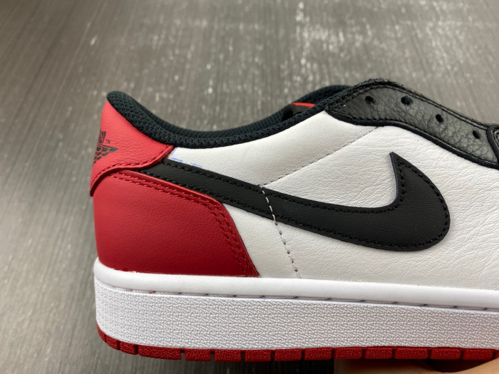 Air Jordan 1 Retro Low OG Black Toe CZ0790-106