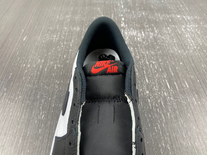 Air Jordan 1 Retro Low OG Black Toe CZ0790-106