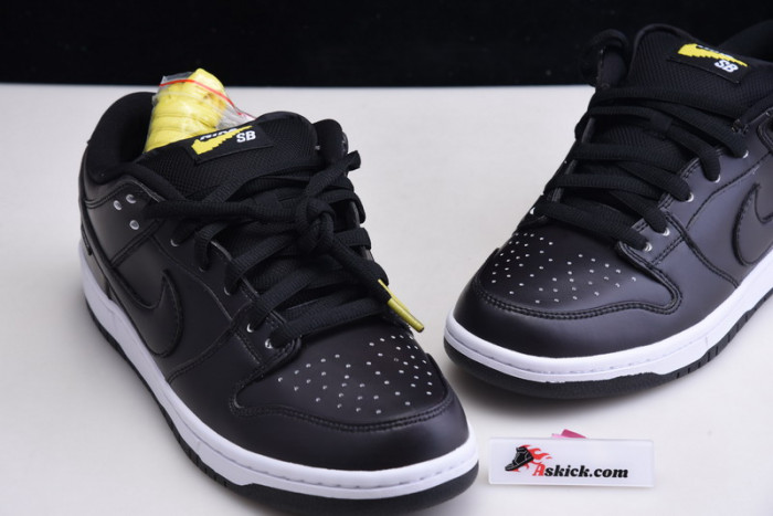Nike SB Dunk Low x Civilist CZ5123-001