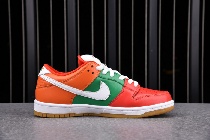 Nike SB Dunk Low 7 Eleven CZ5130-600