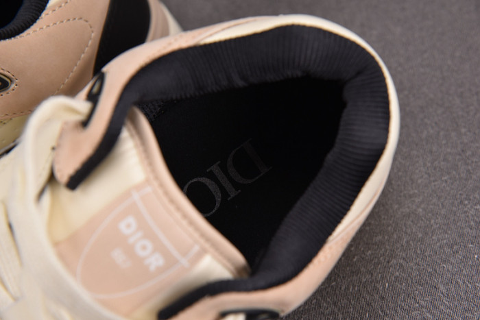 D1OR B57 Shoes