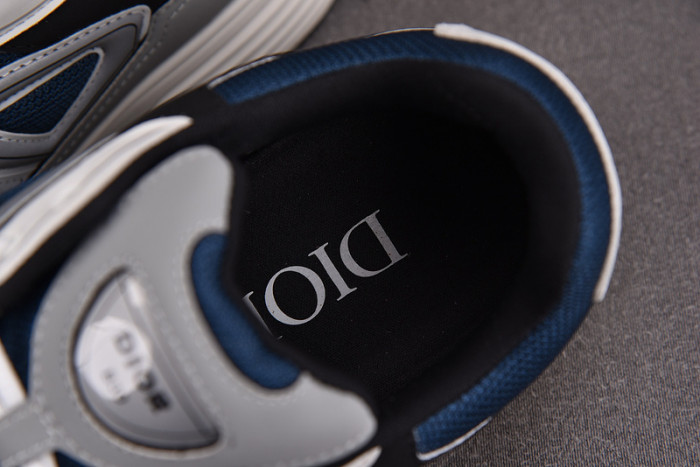 D1OR B30 Sneakers